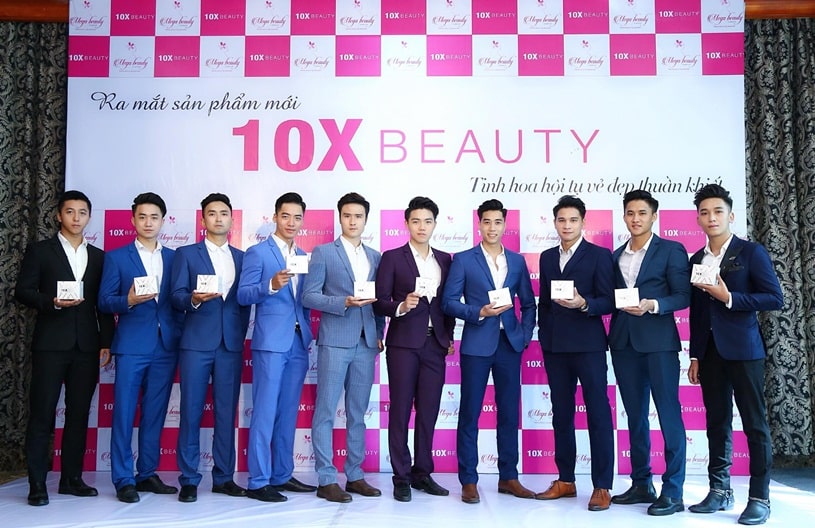 Dàn PB đẹp trai tại tổ chức sự kiện ra mắt sản phẩm mới 10X BEAUTY