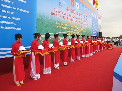 Tổ chức lễ khởi công, động thổ công trình nhà nước