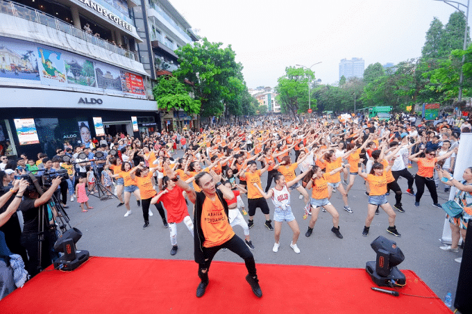 Khả năng tạo hiệu ứng, thu hút đám đông từ những điệu nhảy flashmob ý nghĩa
