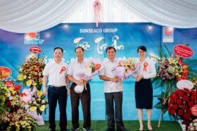 Tổ chức tiệc tri ân cán bộ